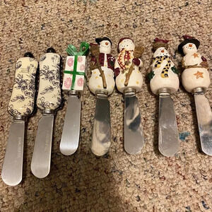 Stainless steel Christmas Holidays Butter Knife 7 Pieces Lot Vintage